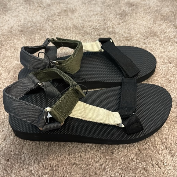 Arizona Jean Co Jenica Sandals Size 10 Color Olive Black Cream - Picture 5 of 7